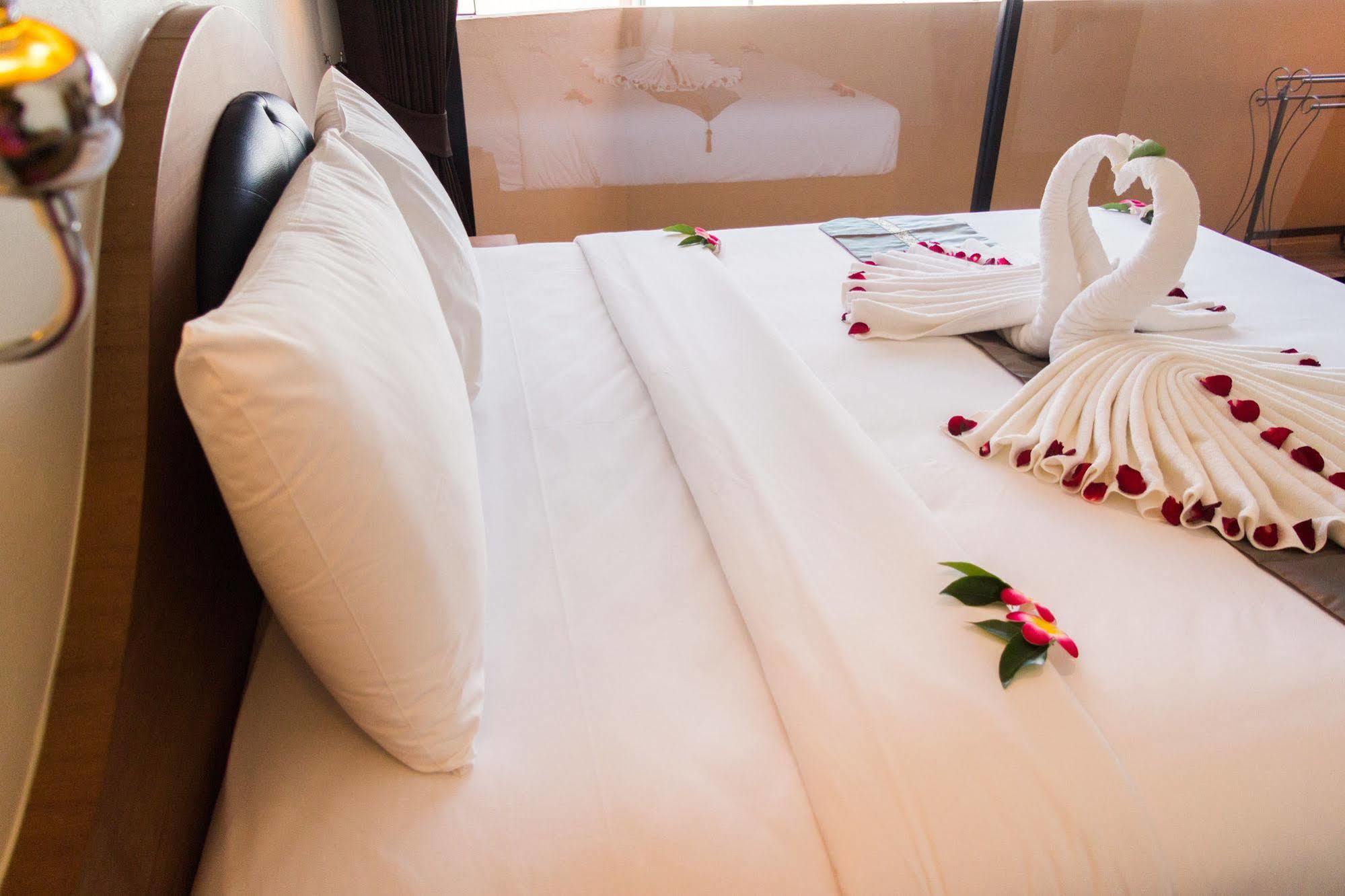 At Samui Boutique Hotel Bãi biển Chaweng Ngoại thất bức ảnh